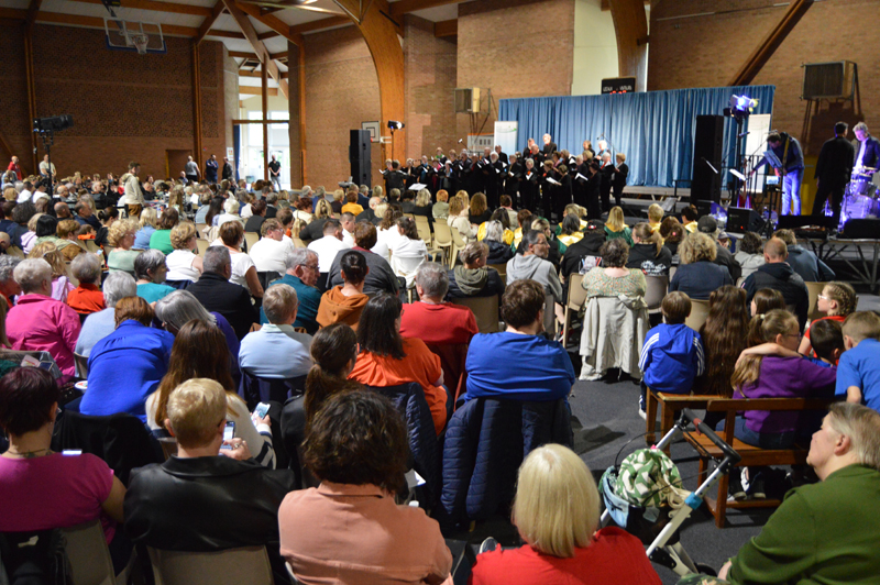 Des chorales au top pour une soirée de folie